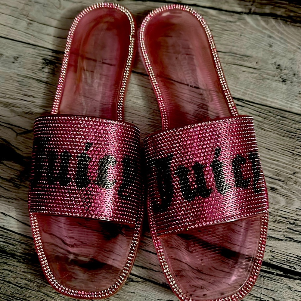 Juicy bling slides size 10